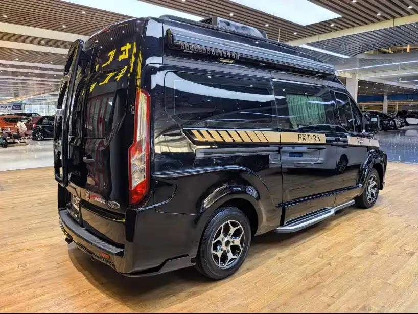 Ford Transit — миниатюра 30