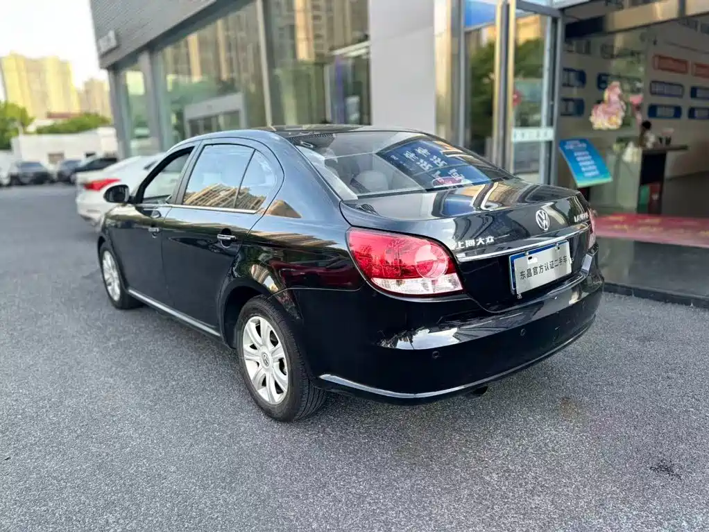 Volkswagen Lavida — миниатюра 2