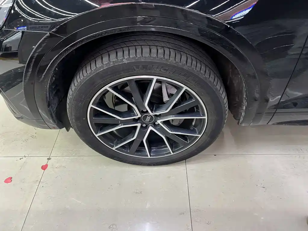 Audi Q5L — миниатюра 3