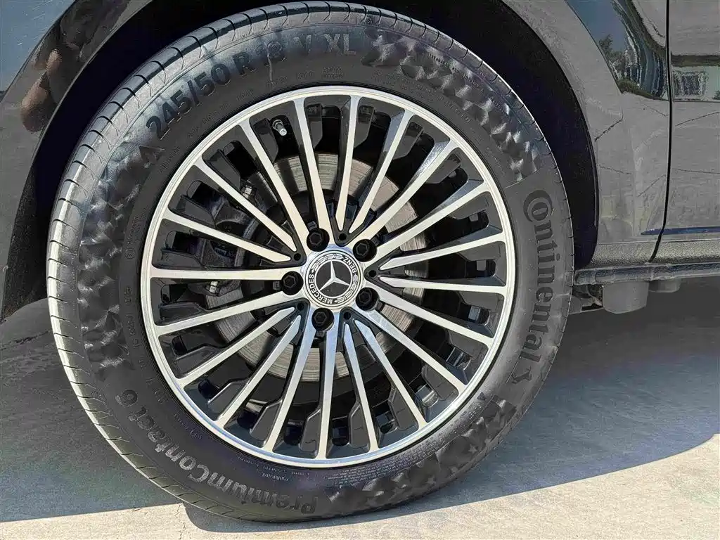 Mercedes-Benz V-Class — миниатюра 30