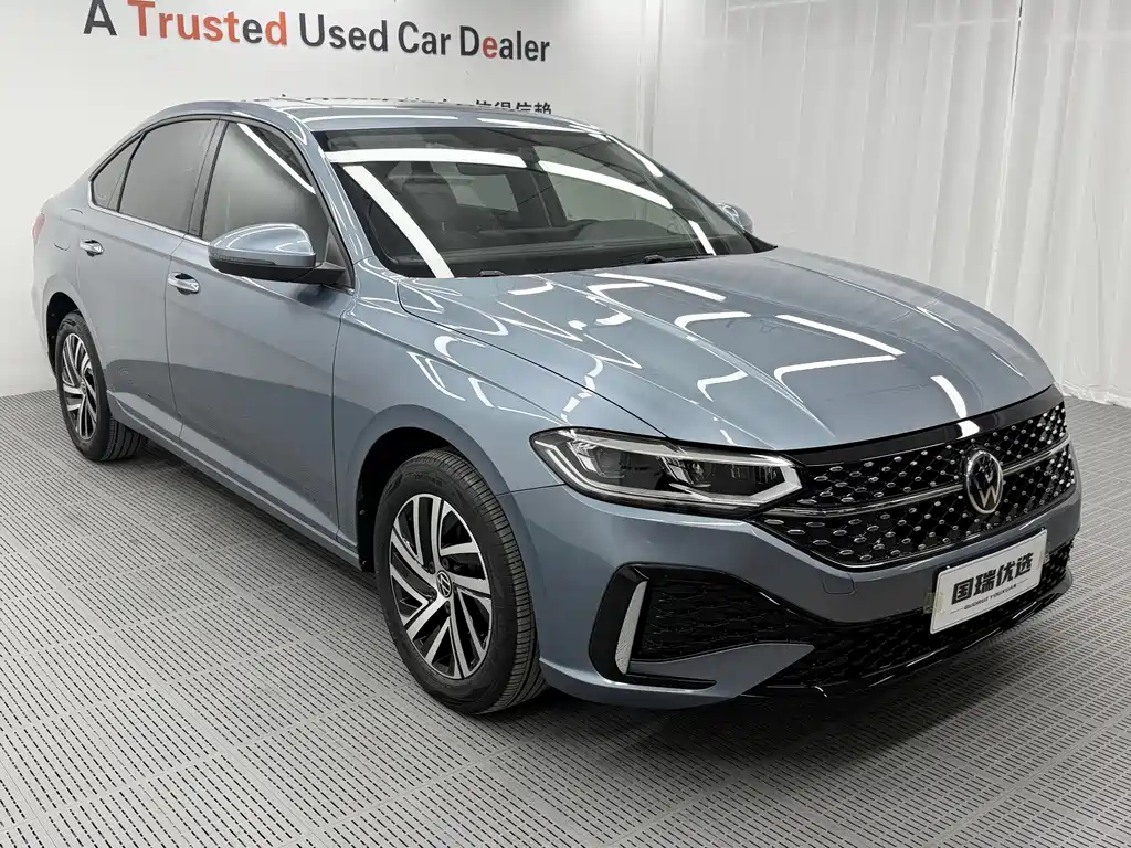 Volkswagen Lavida — миниатюра 3