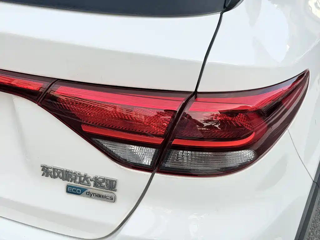 Kia KX Cross — миниатюра 17