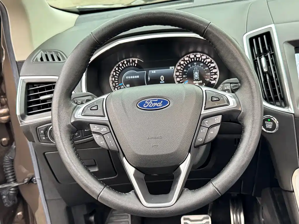 Ford Edge — миниатюра 14