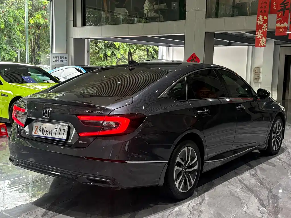 Honda Accord — миниатюра 29