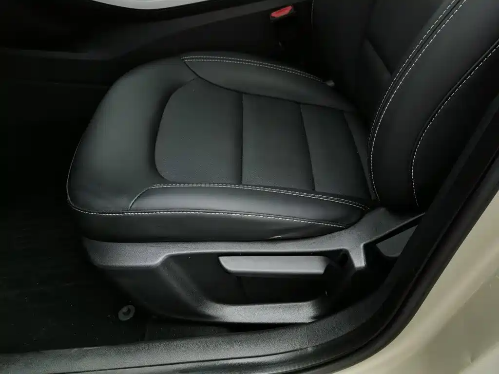 Geely Emgrand GL — миниатюра 20