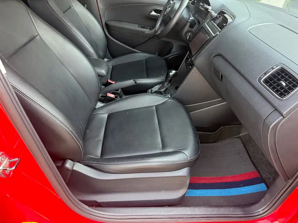 Volkswagen Polo — миниатюра 12