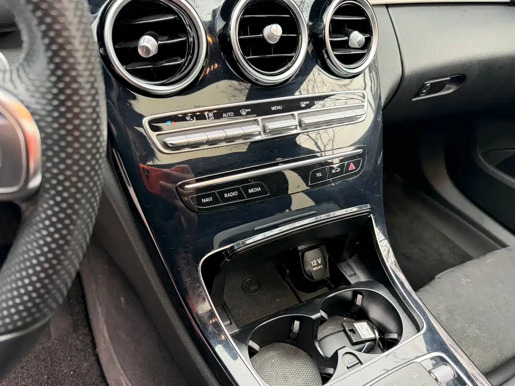 MERCEDES-BENZ C CLASS