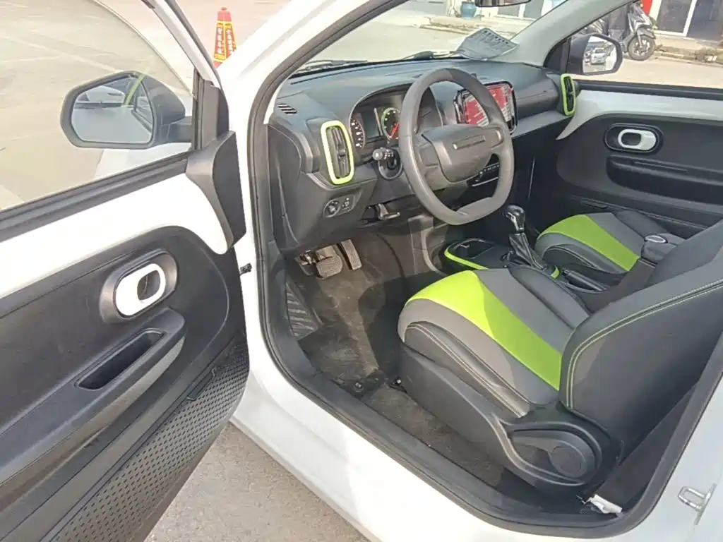 Roewe Clever — миниатюра 16