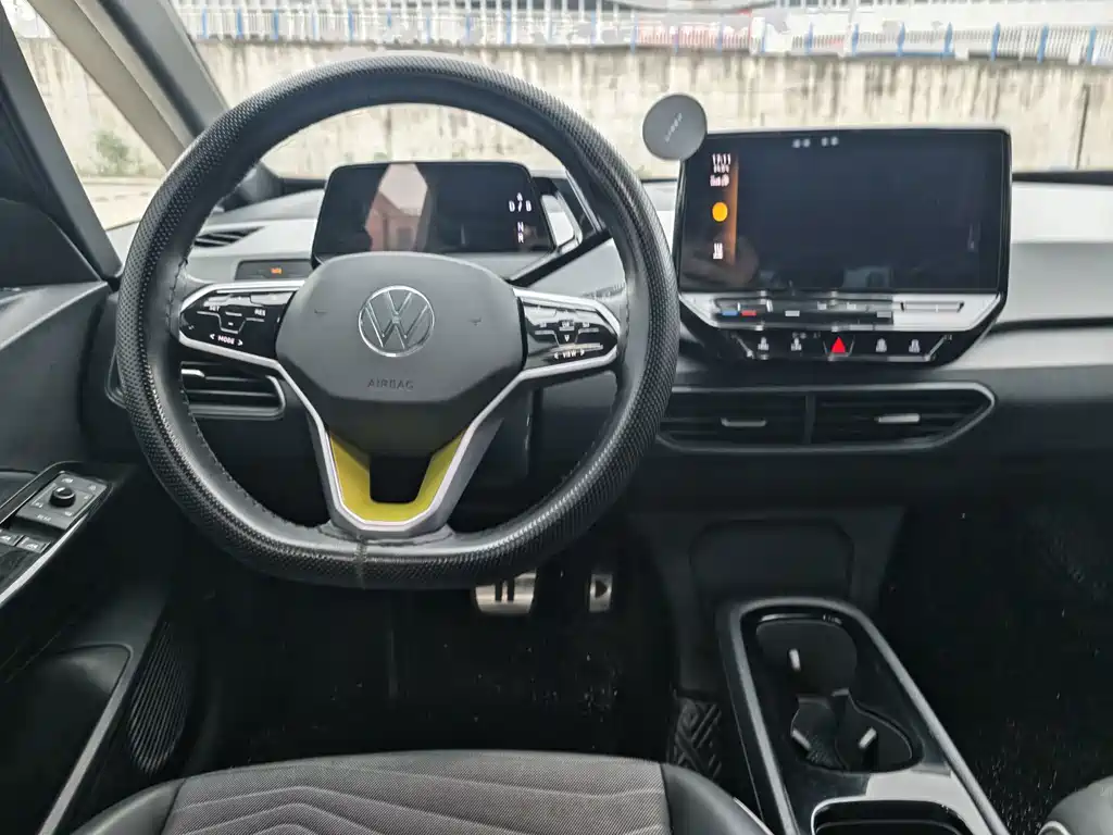Volkswagen ID.3 — миниатюра 10