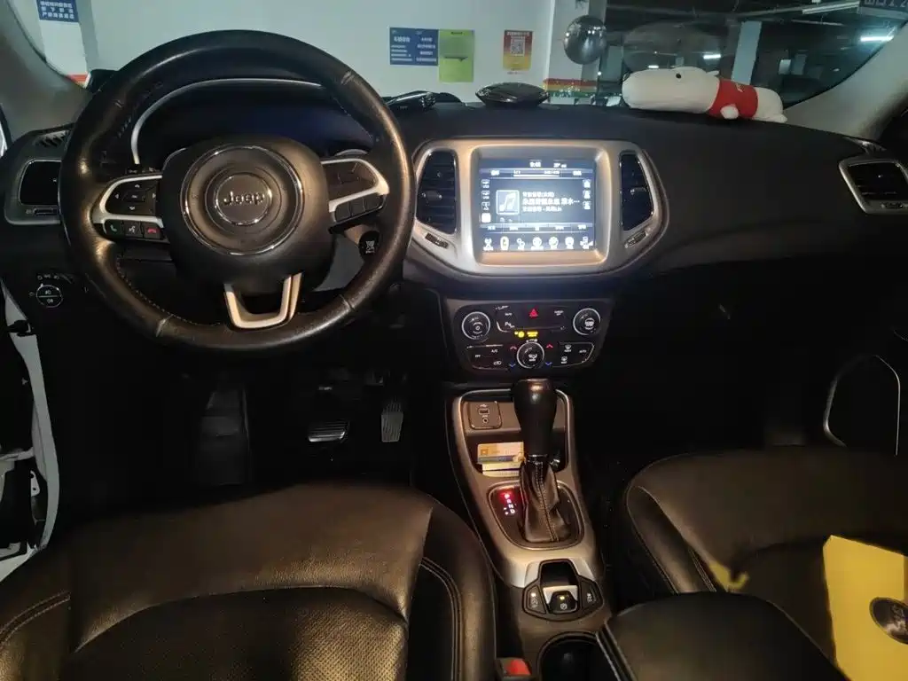 Jeep Compass — миниатюра 13