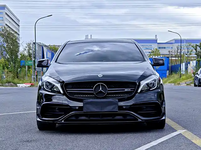 MERCEDES-BENZ  A CLASS AMG 2018