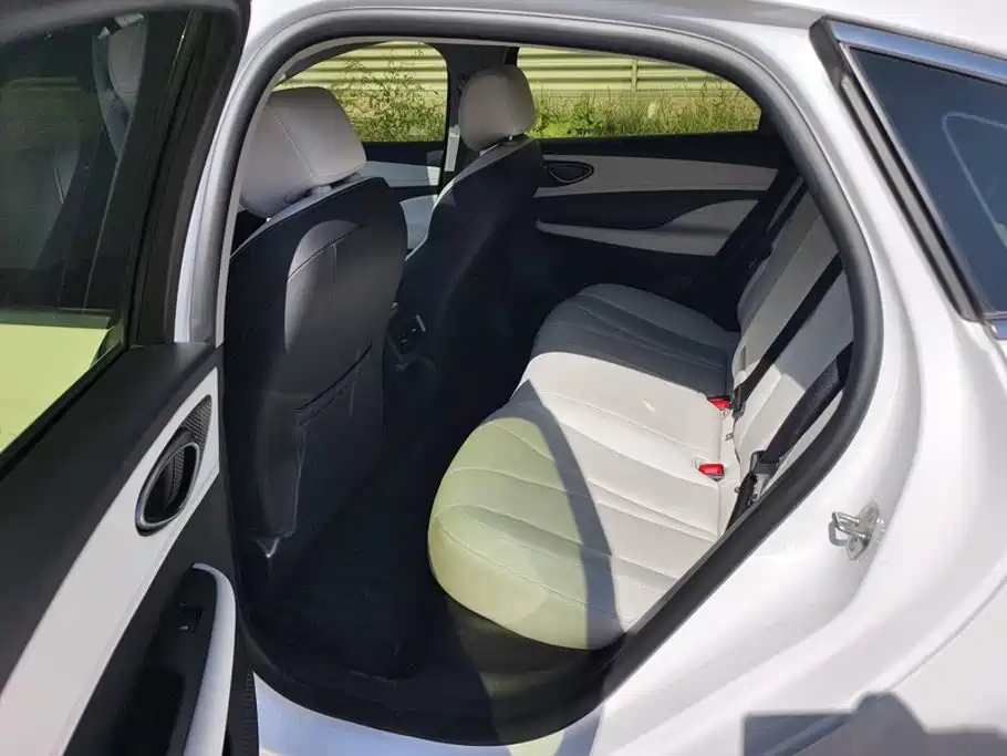 BYD Seal 05 DM-i — миниатюра 11