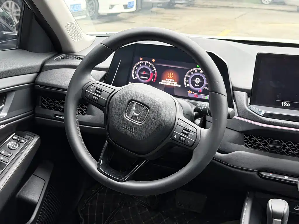 Honda Accord — миниатюра 5