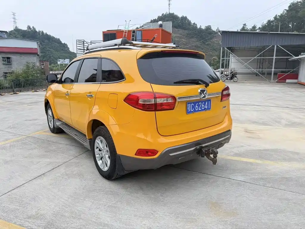 JMC Yusheng S350 — миниатюра 5