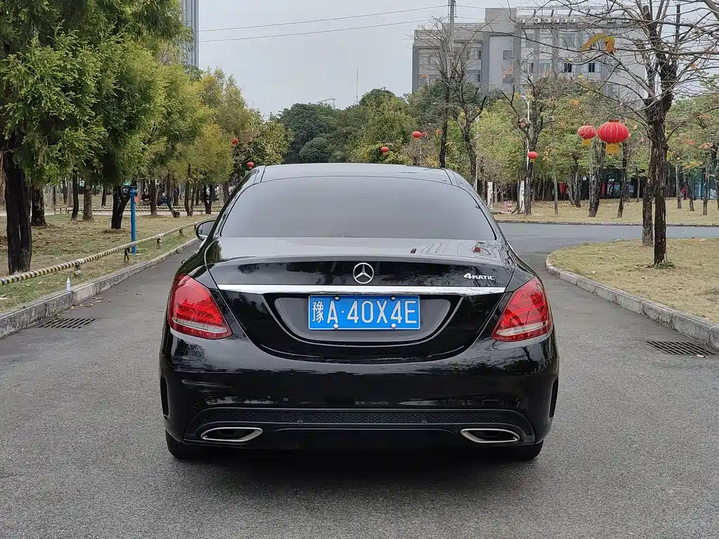 MERCEDES-BENZ C CLASS