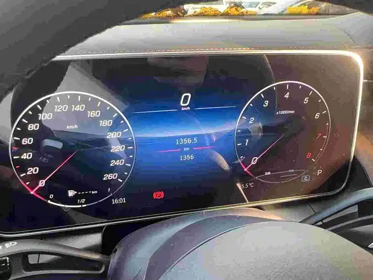 Mercedes-Benz GLC — миниатюра 10