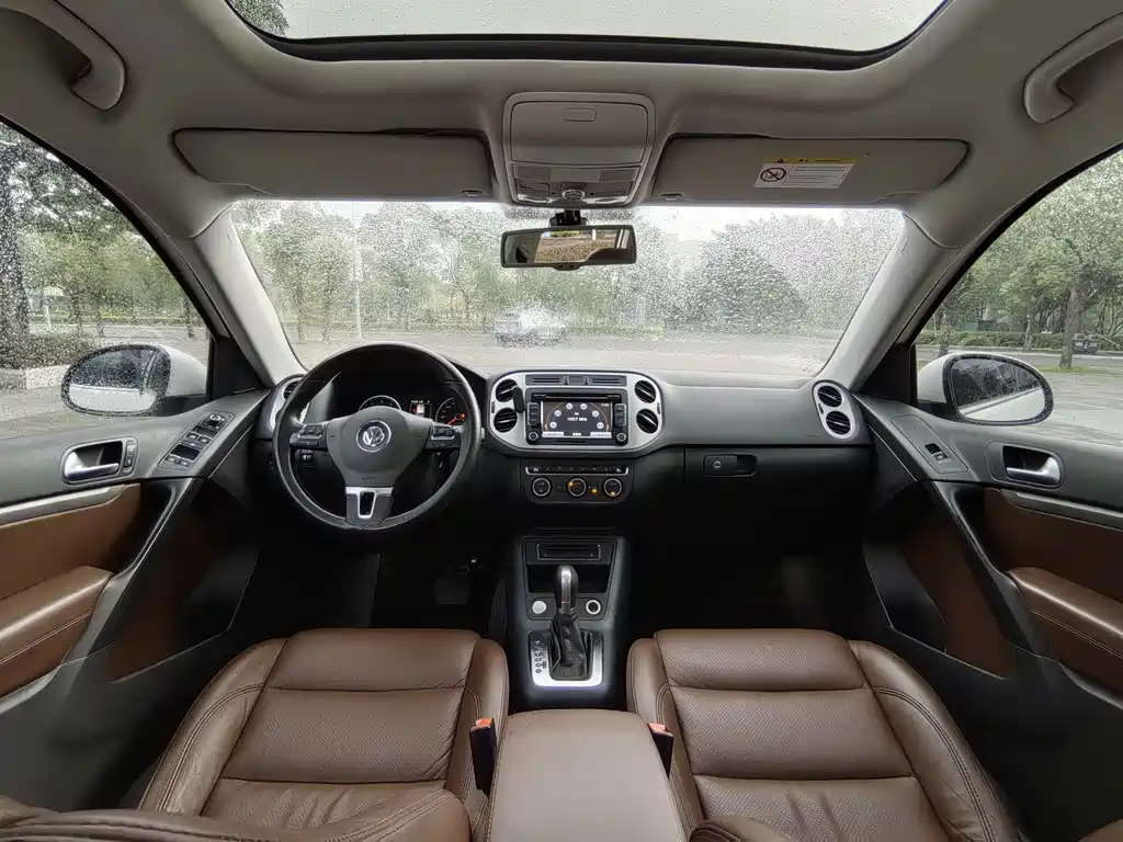 Volkswagen Tiguan — миниатюра 12