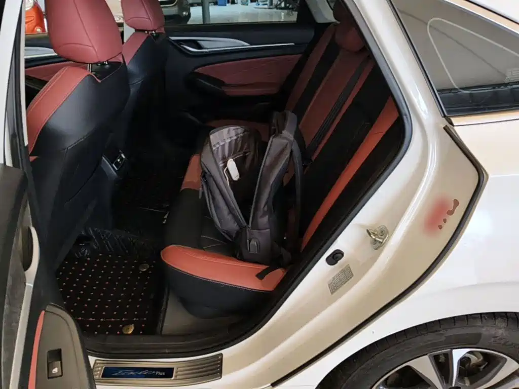 Changan Eado — миниатюра 17
