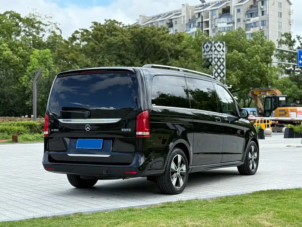 Mercedes-Benz V-Class — миниатюра 4