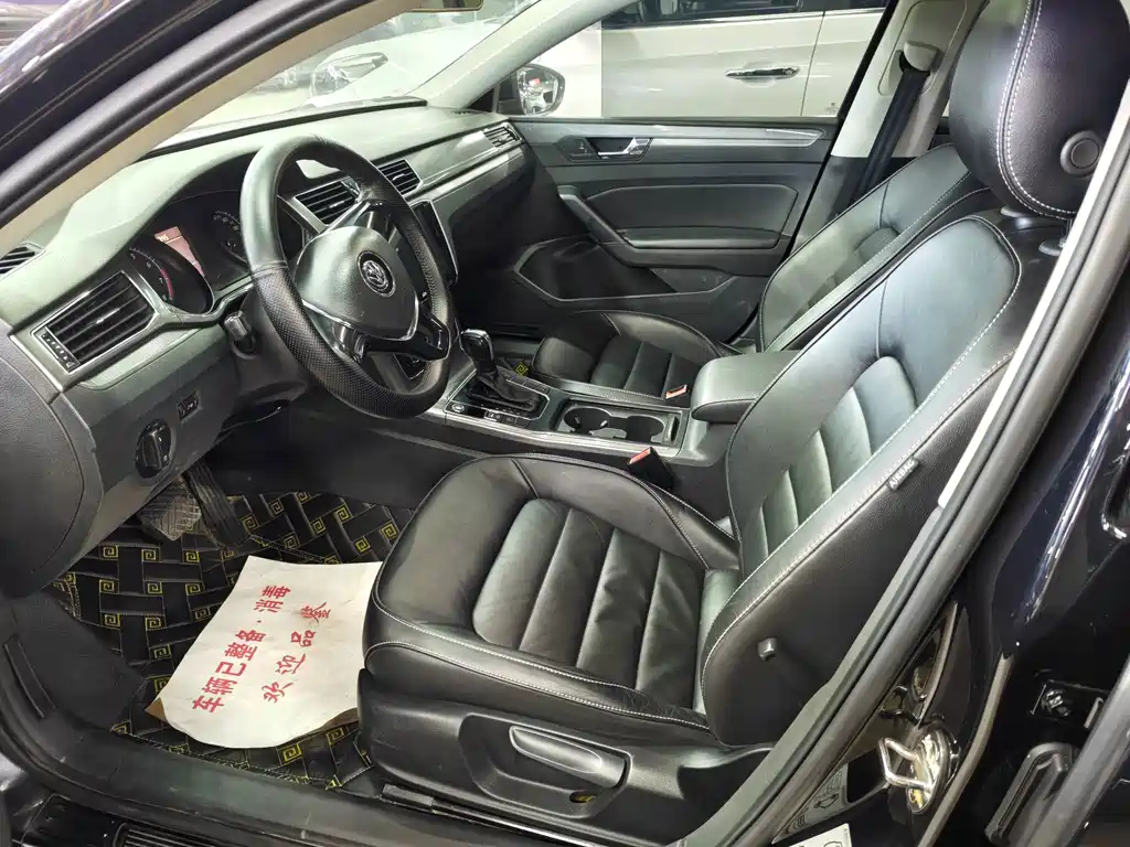Volkswagen Passat — миниатюра 12