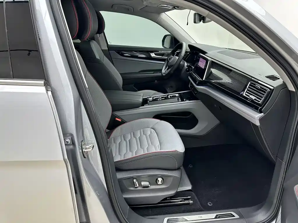 Volkswagen Teramont — миниатюра 14