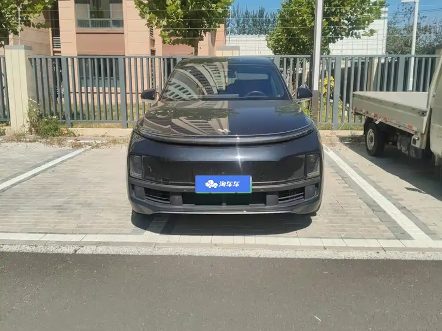 Li Auto Li L8 — миниатюра 2