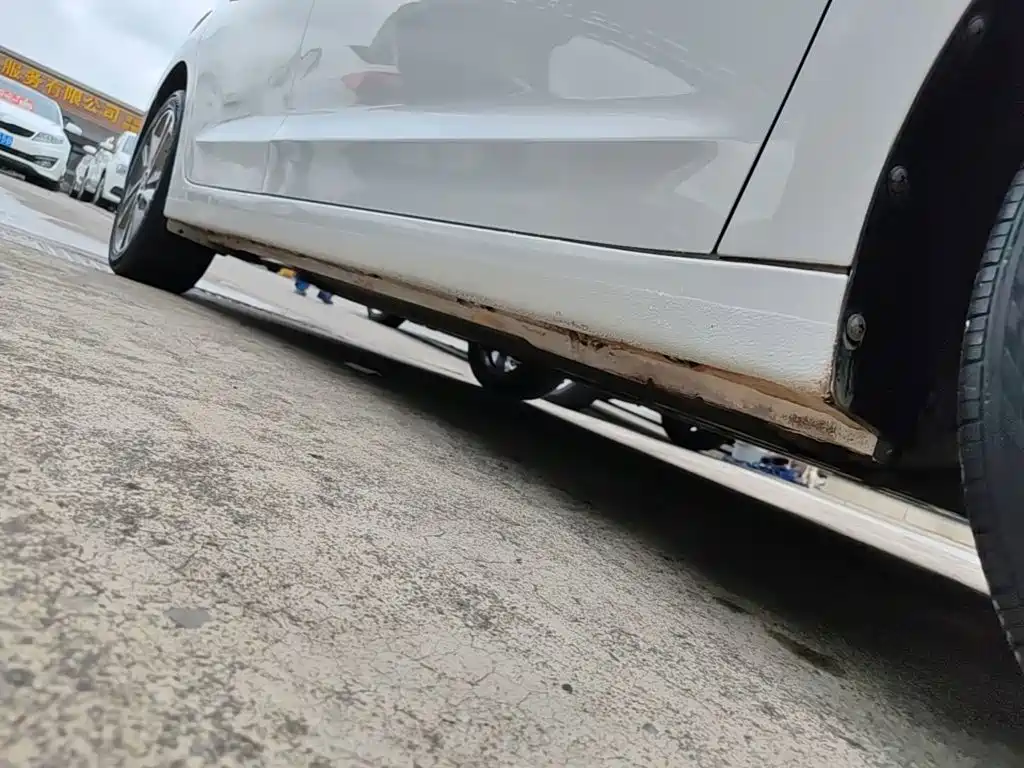 Hyundai Elantra — миниатюра 21