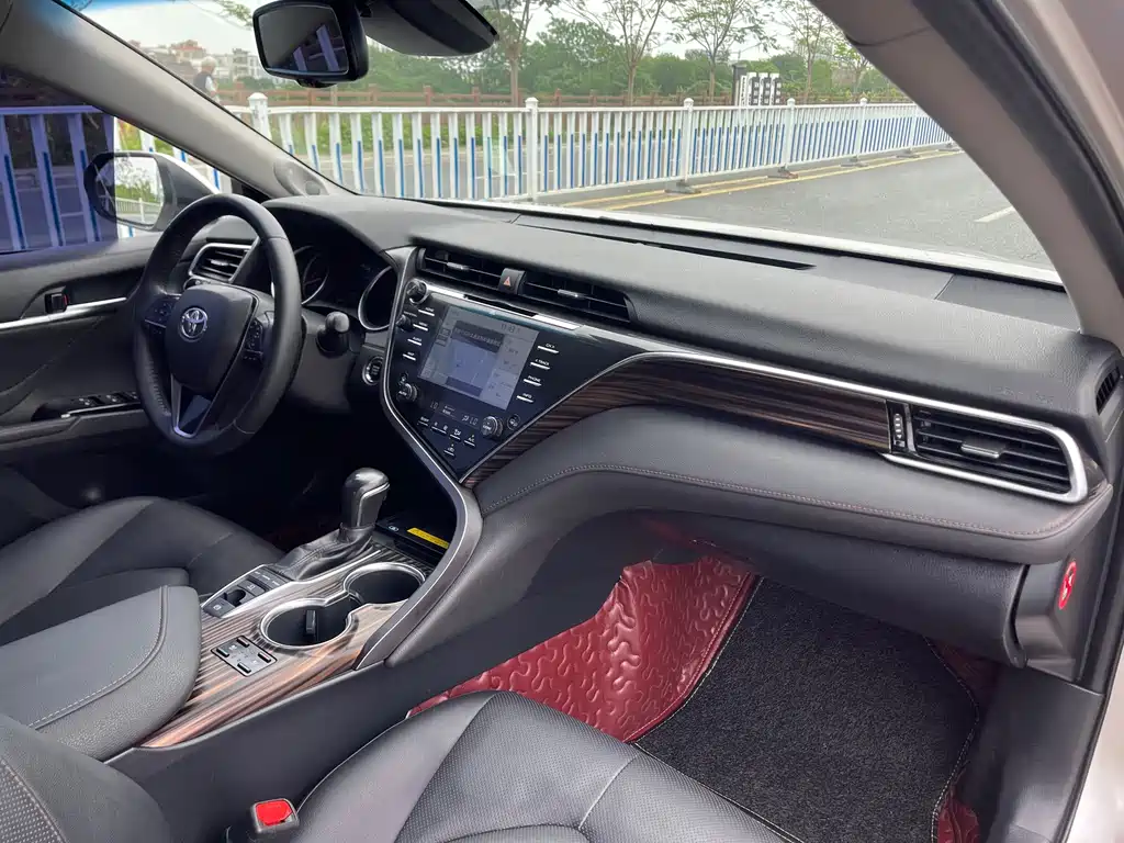 Toyota Camry 2018 2.5Q Flagship
