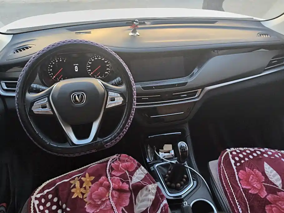 Changan CS35PLUS — миниатюра 12