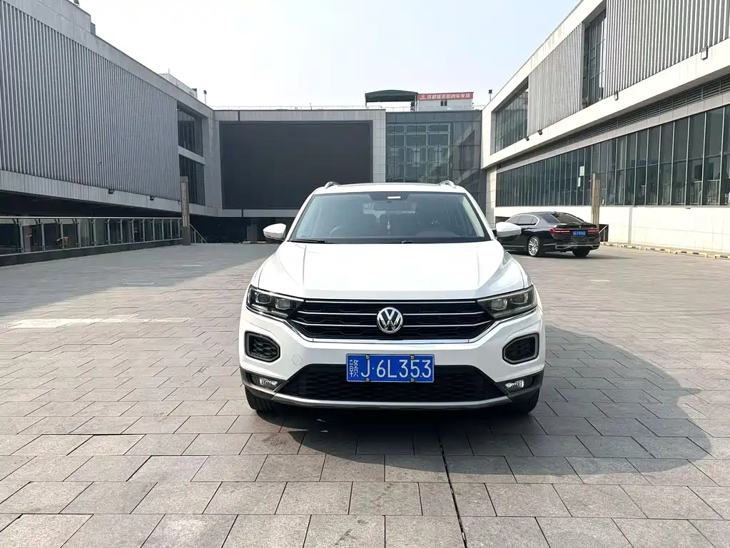 VOLKSWAGEN T ROC EXPLORING SONGS