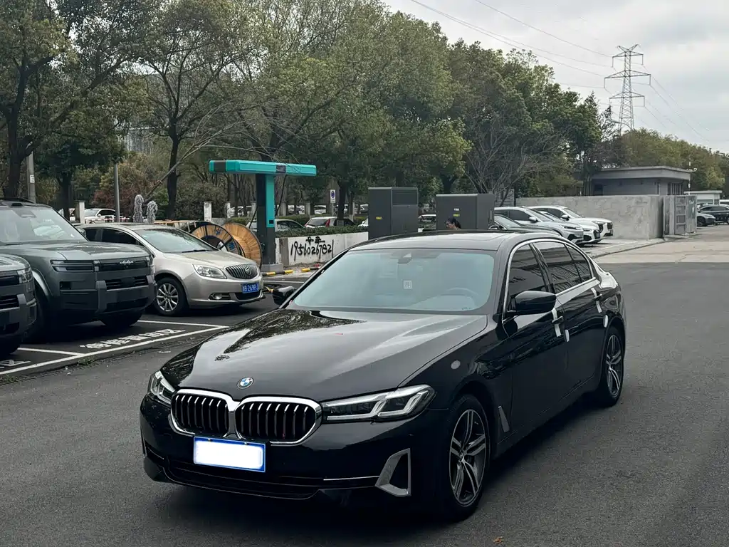 BMW 5 Series 2022