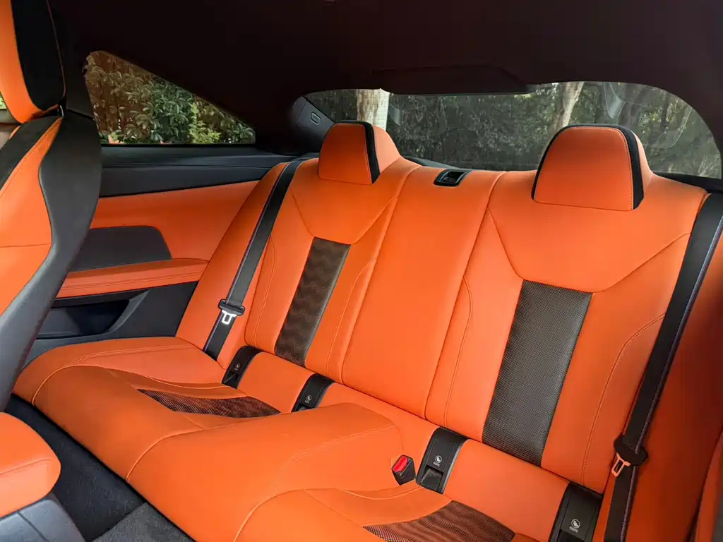 BMW M4 — миниатюра 11