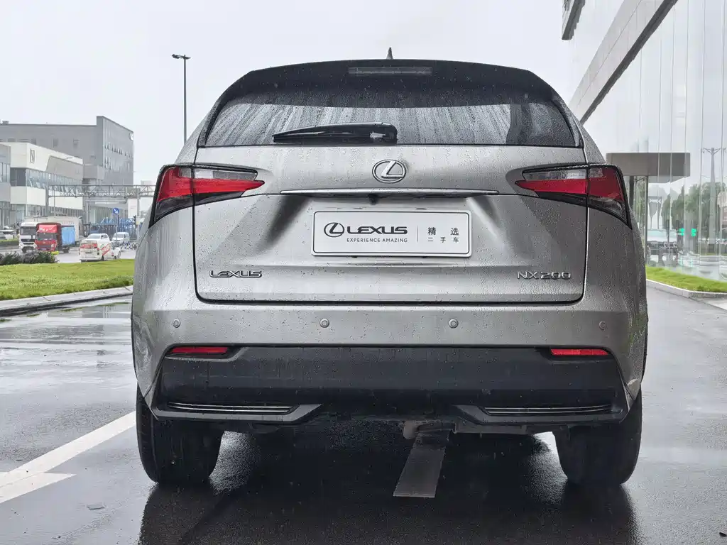 Lexus NX — миниатюра 4