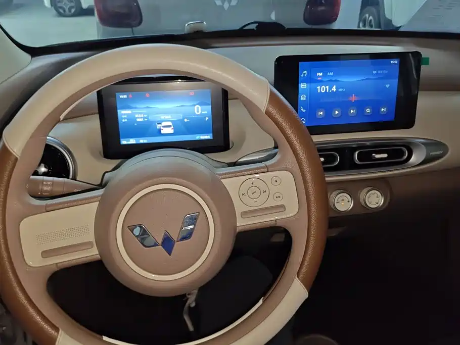 Wuling MINIEV — миниатюра 12