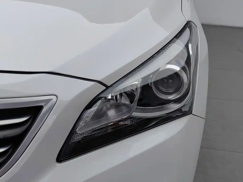 Hyundai Mistra — миниатюра 7
