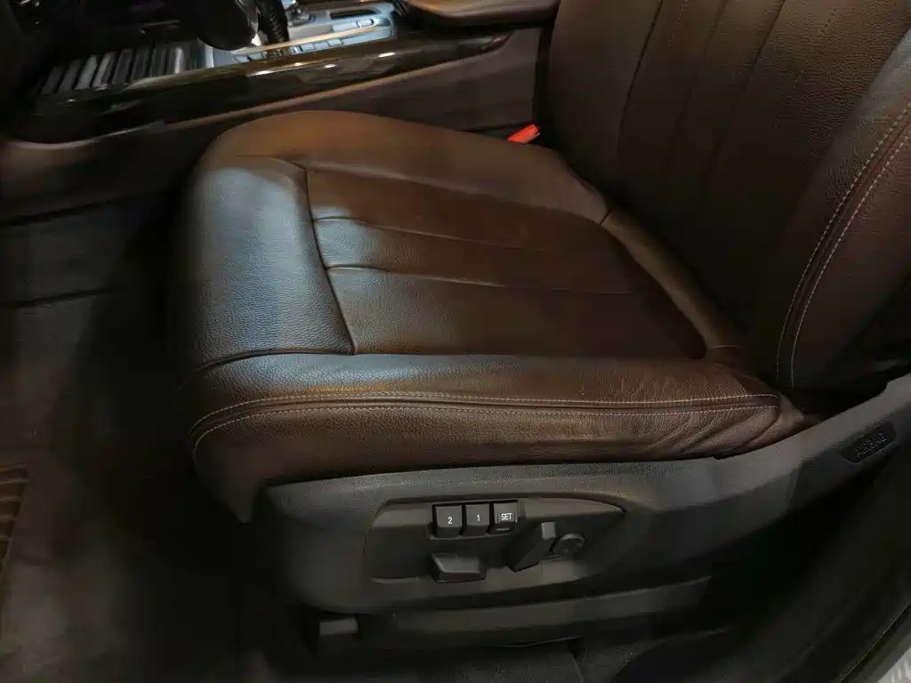 BMW X5 (Import) — миниатюра 20