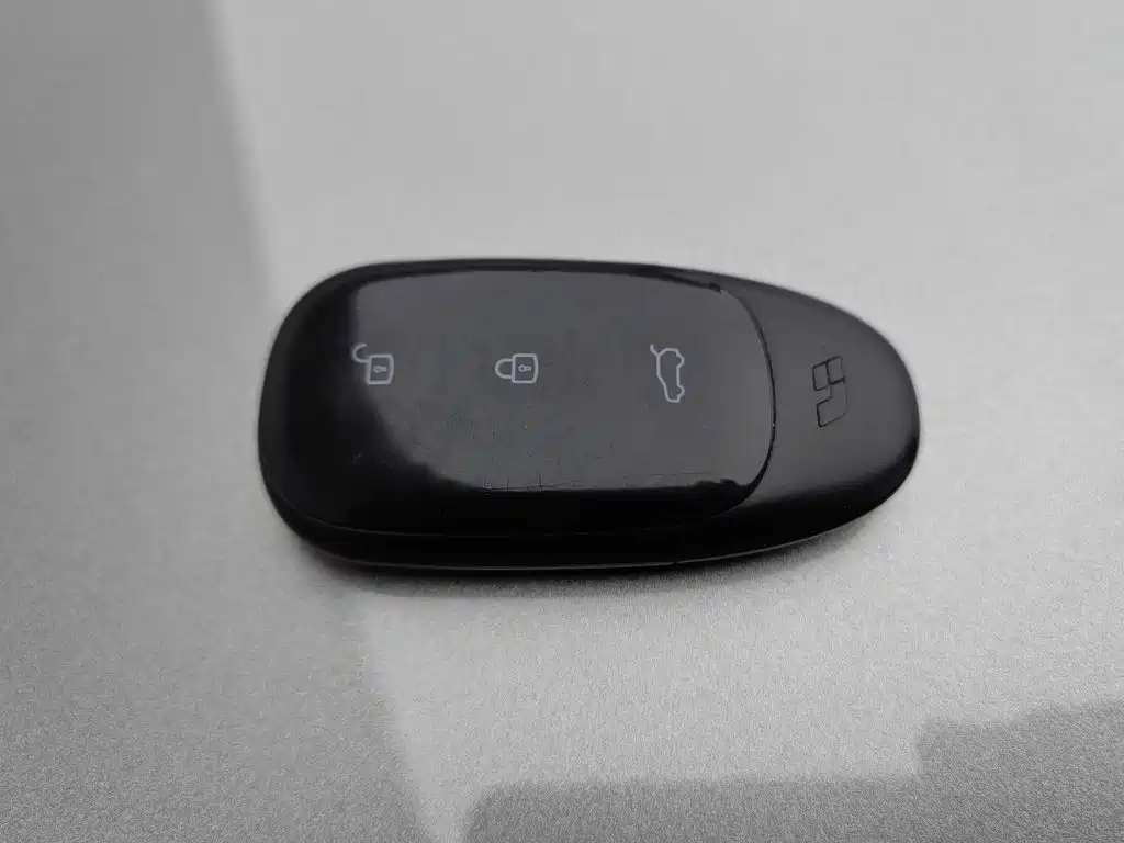 Li Auto Li ONE — миниатюра 19