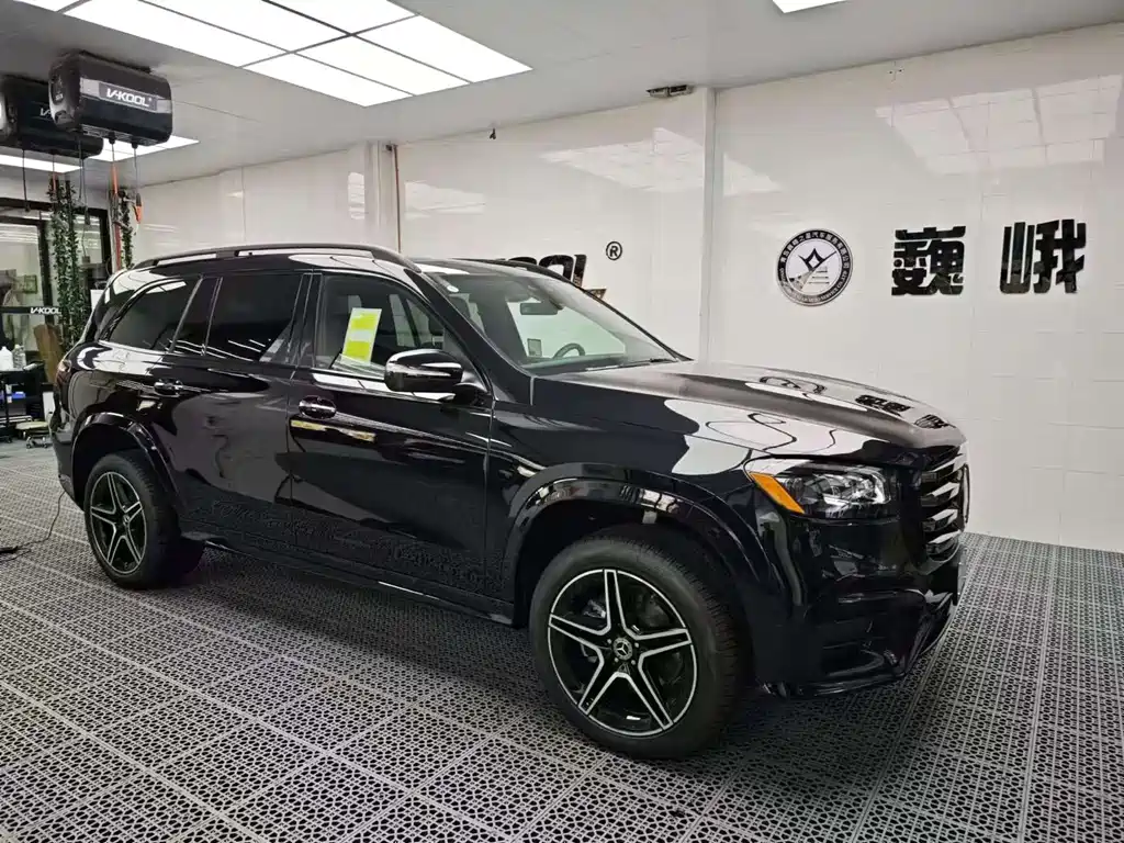 Mercedes-Benz GLS — миниатюра 9