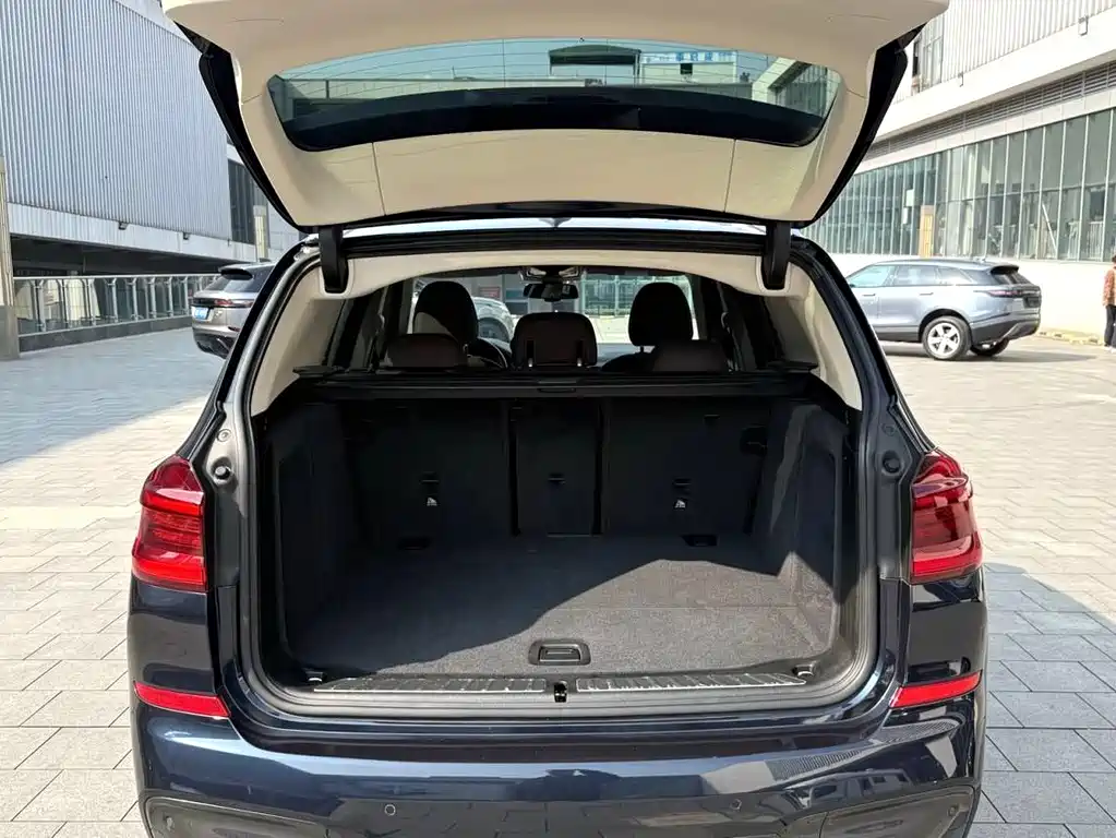 BMW X3 — миниатюра 15