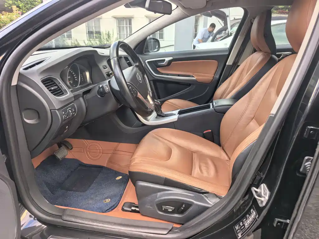 Volvo S60 — миниатюра 16