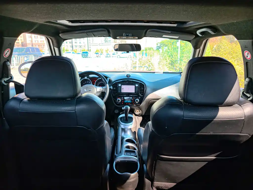 Infiniti ESQ — миниатюра 18
