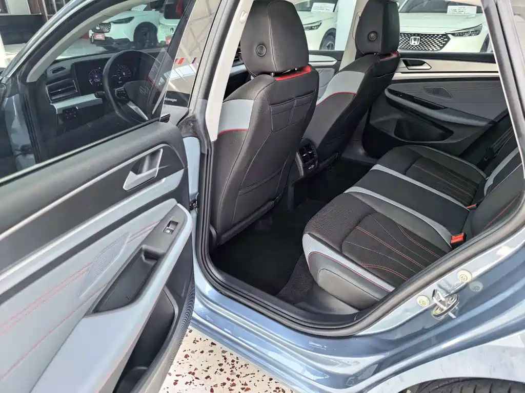 Volkswagen Lamando Lamando L 280TSI DSG Cool Hot Edition, фото 9