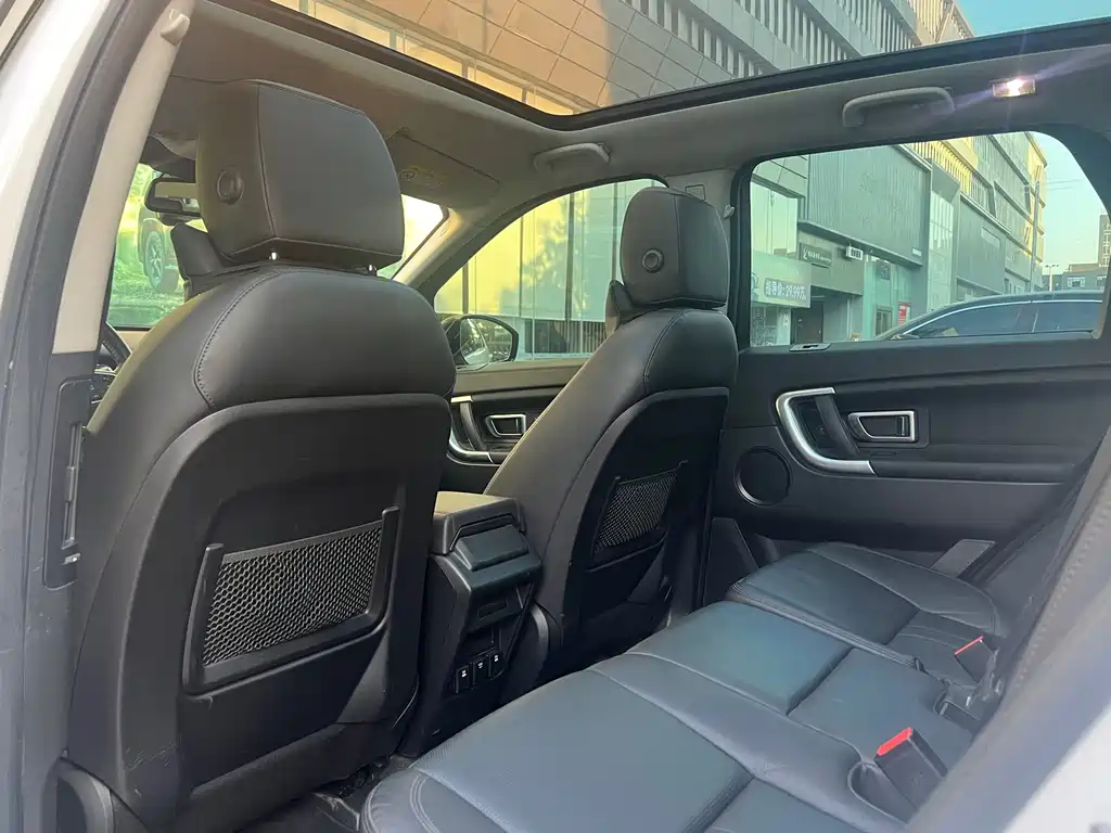 Land Rover Discovery Sport — миниатюра 6