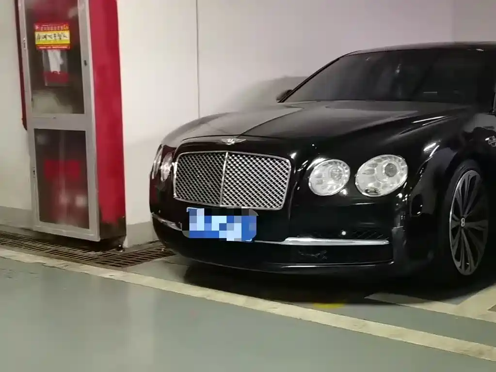 Bentley Flying Spur 2010