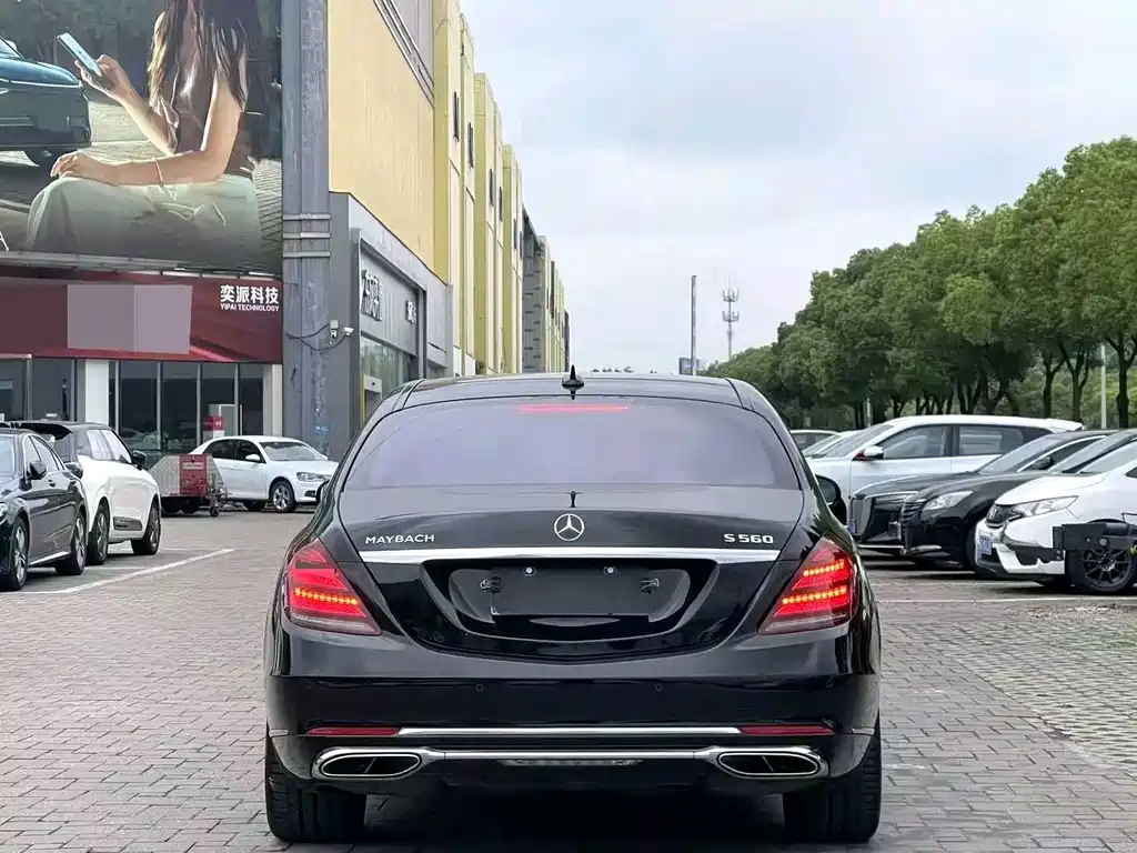 Mercedes-Benz S-Class — миниатюра 3