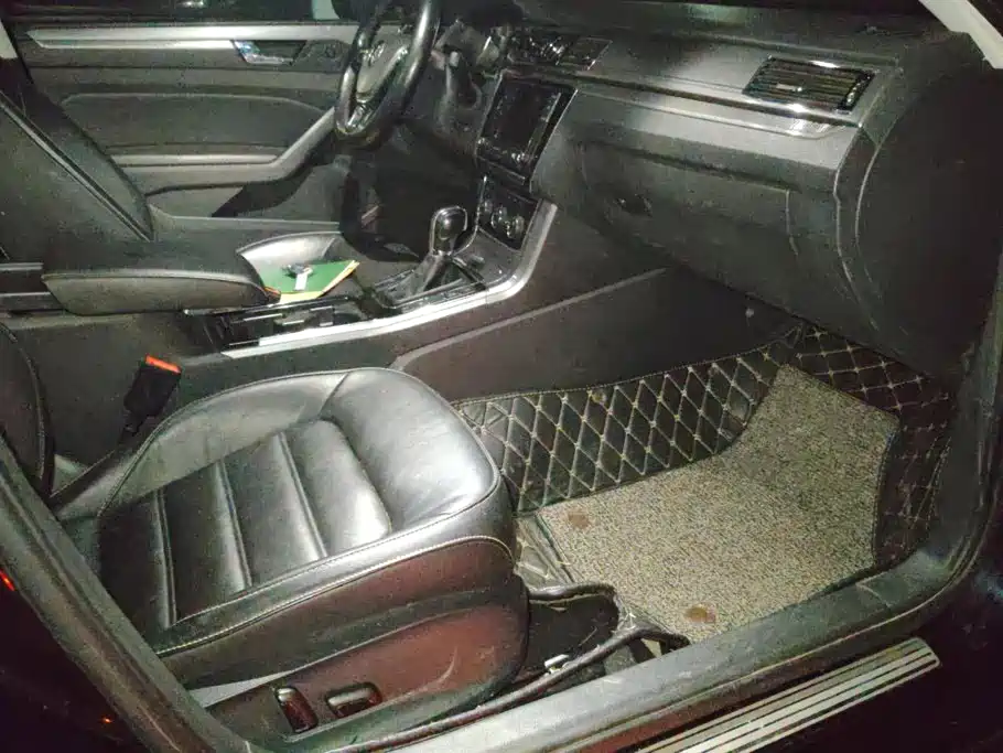 Volkswagen Passat — миниатюра 8