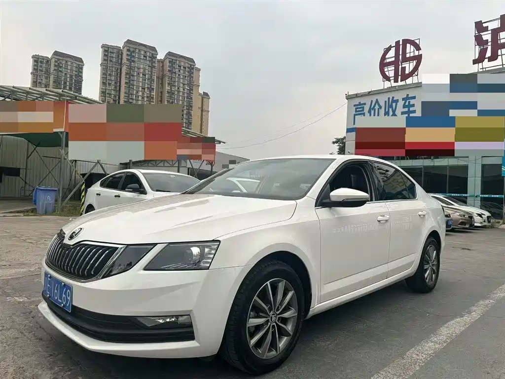 SKODA OCTAVIA