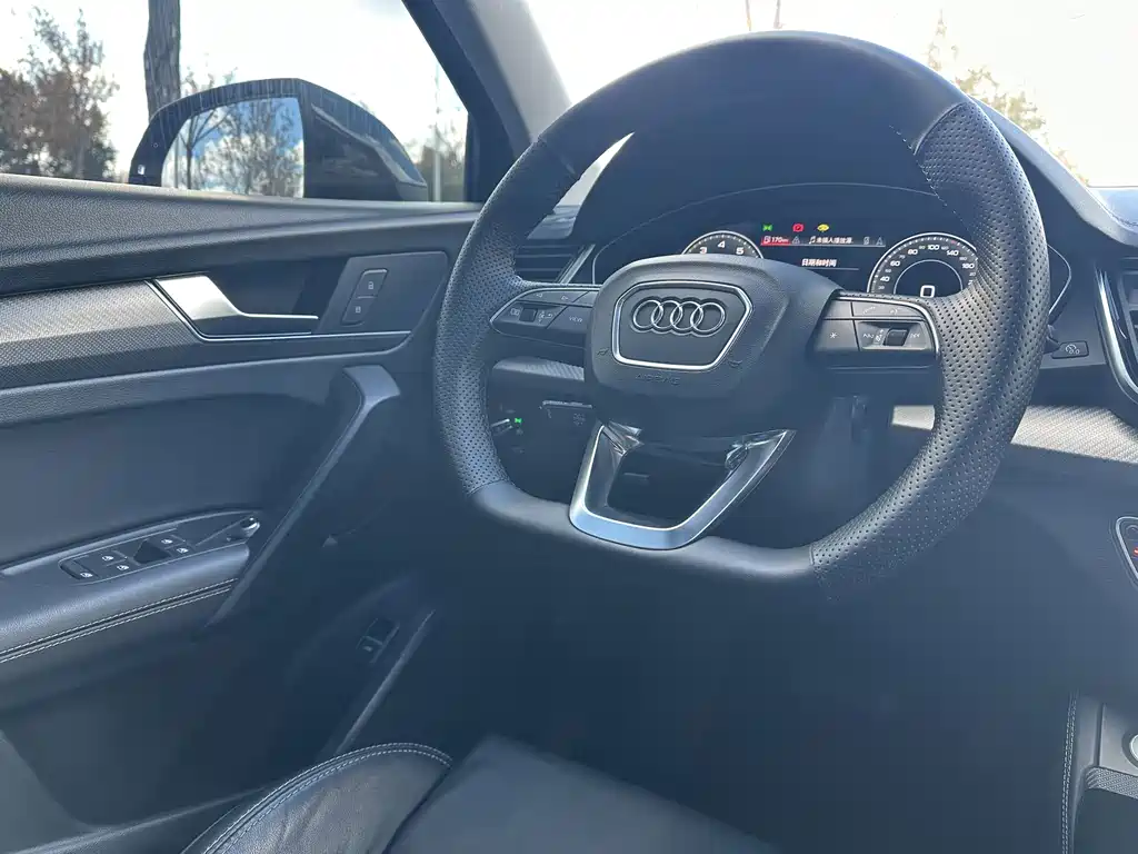 Audi Q5L — миниатюра 14