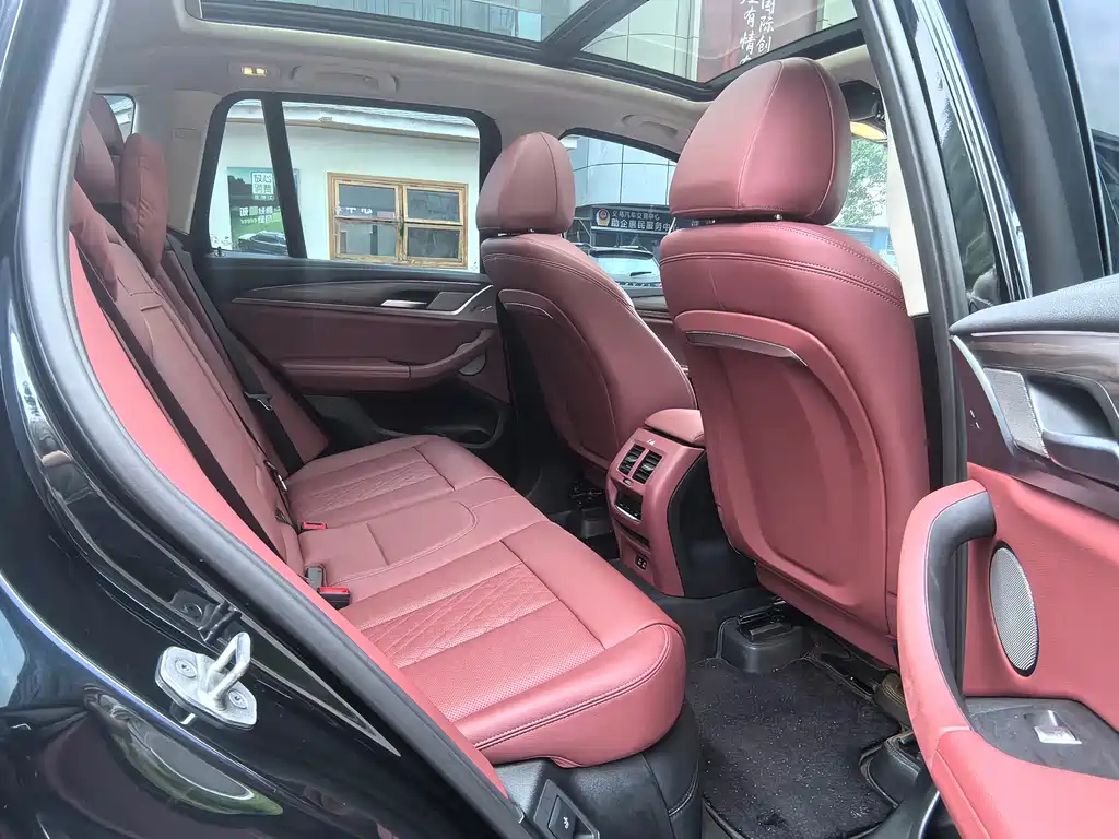 BMW X3 — миниатюра 8