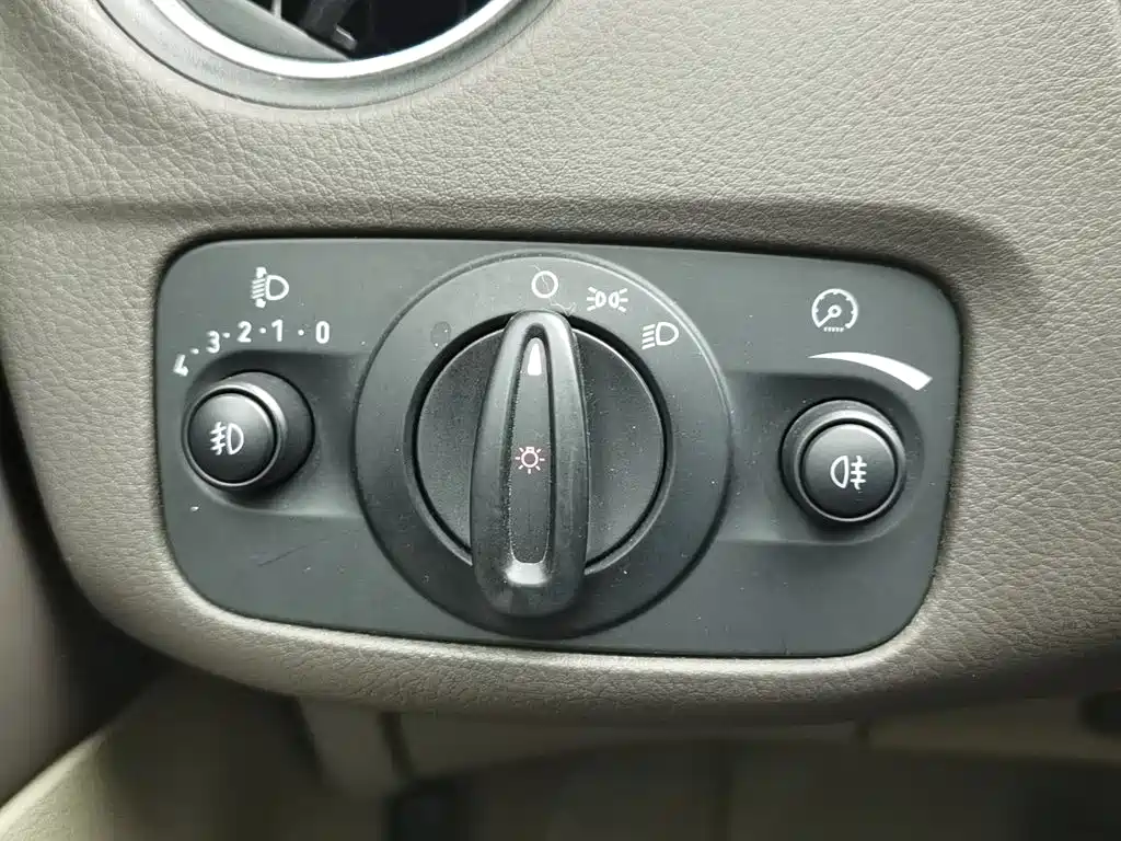 Ford Mondeo Zhisheng — миниатюра 21